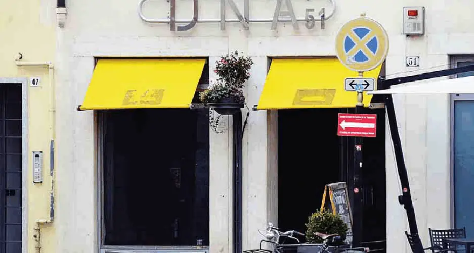 Un nuovo bar sottorraneo al posto del negozio Dna