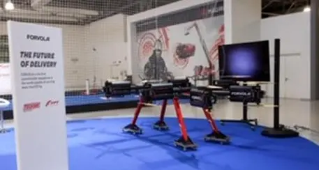 Drone da record, solleva in aria 101 kg