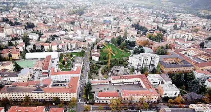 Casa, ripartono gli acquisti In città è caro affitti: +5,5%