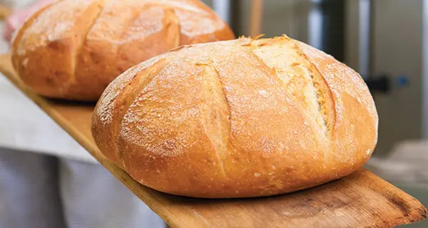 Il Sait taglia i fornitori di pane e sceglie uno solo: in crisi le dieci aziende \"locali\"