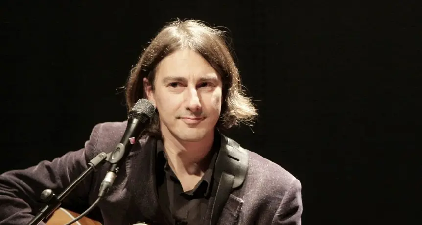 Pippo Pollina la Trento fra canzoni e utopie