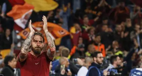 La Roma batte il Liverpool 4-2 Ma in finale ci vanno i Reds