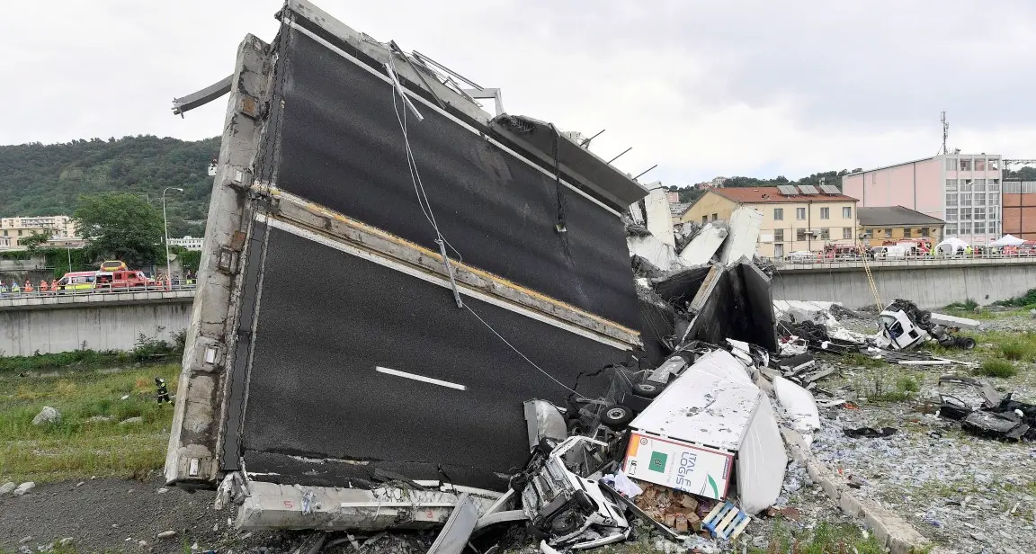 Sul web psicosi crollo ponti Migliaia di foto sui social