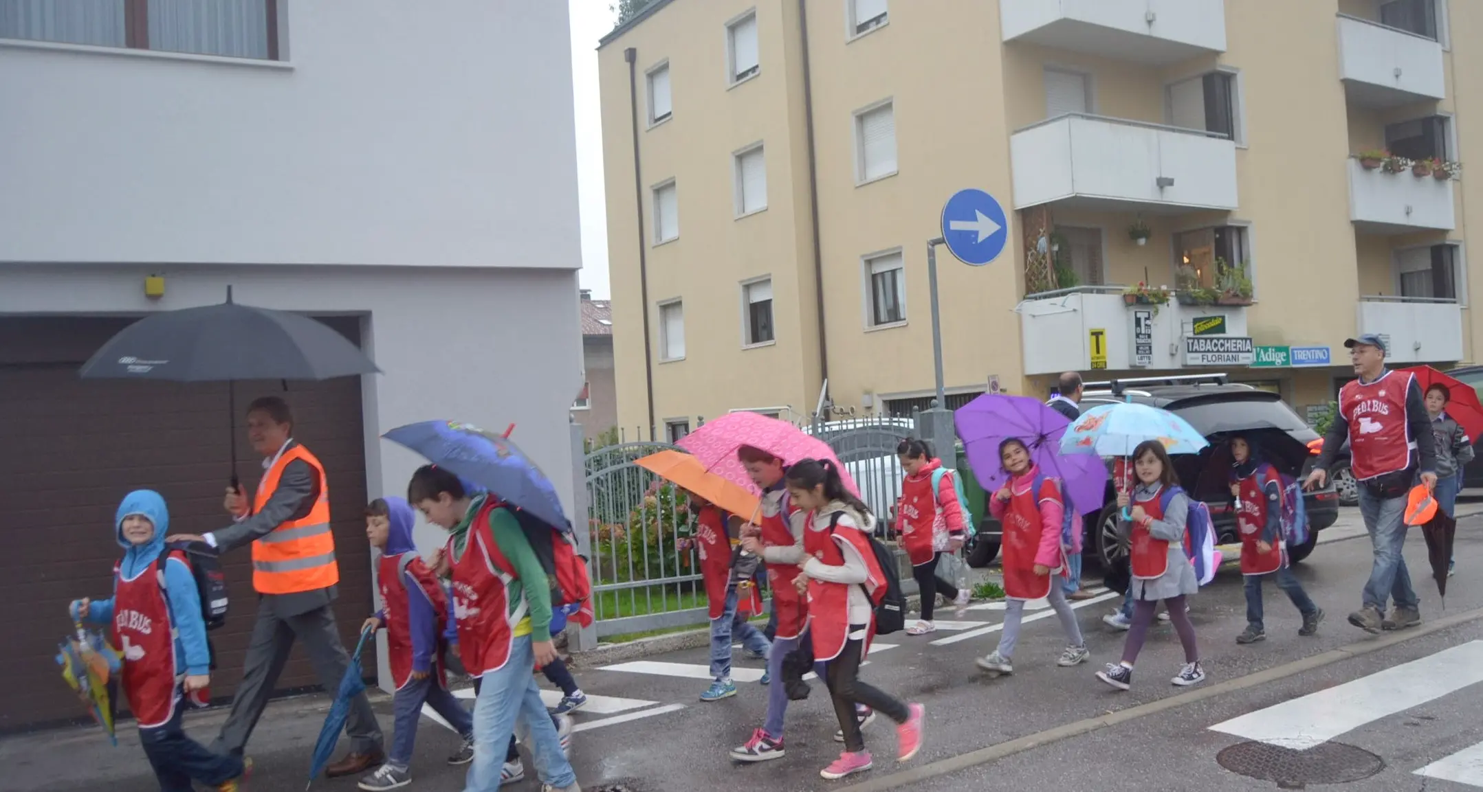 Lunedì a Pergine riparte il \"Pedibus\" con la collaborazione di trenta addetti
