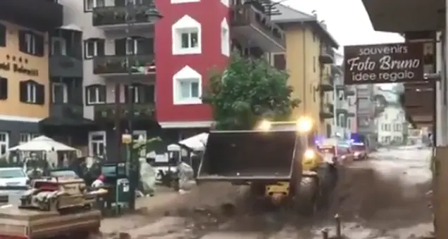 La devastante grandinata: ecco i video dalla val di Fassa