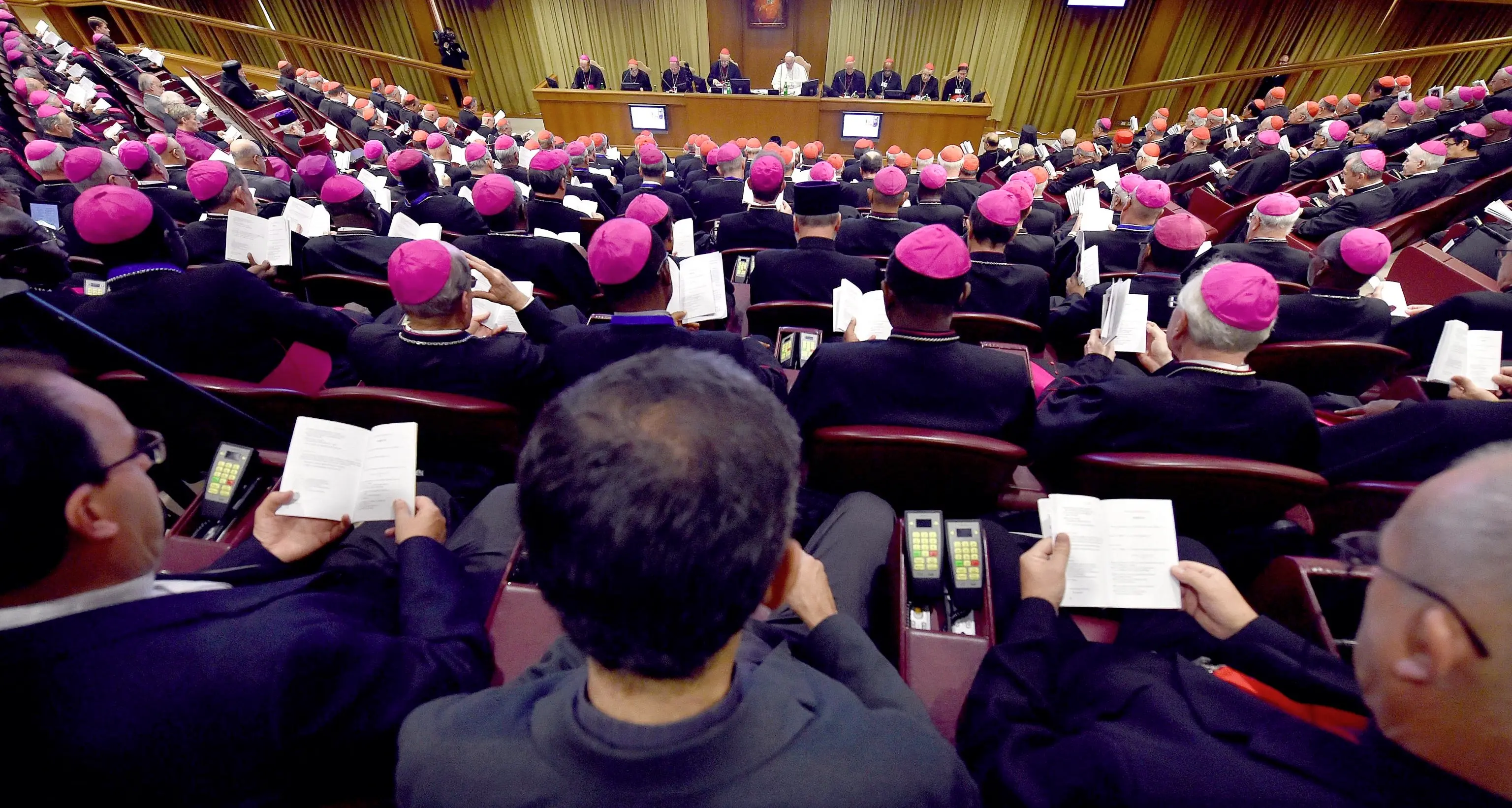 La donna nella Chiesa cattolica sempre esclusa dal ministero