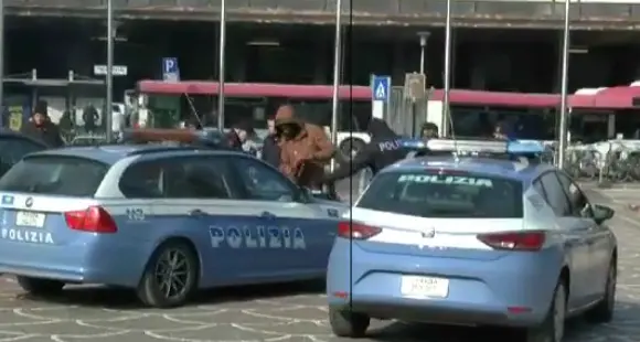 Controlli straordinari di polizia in 4 stazioni tra cui Trento: 591 identificati 4 denunciati