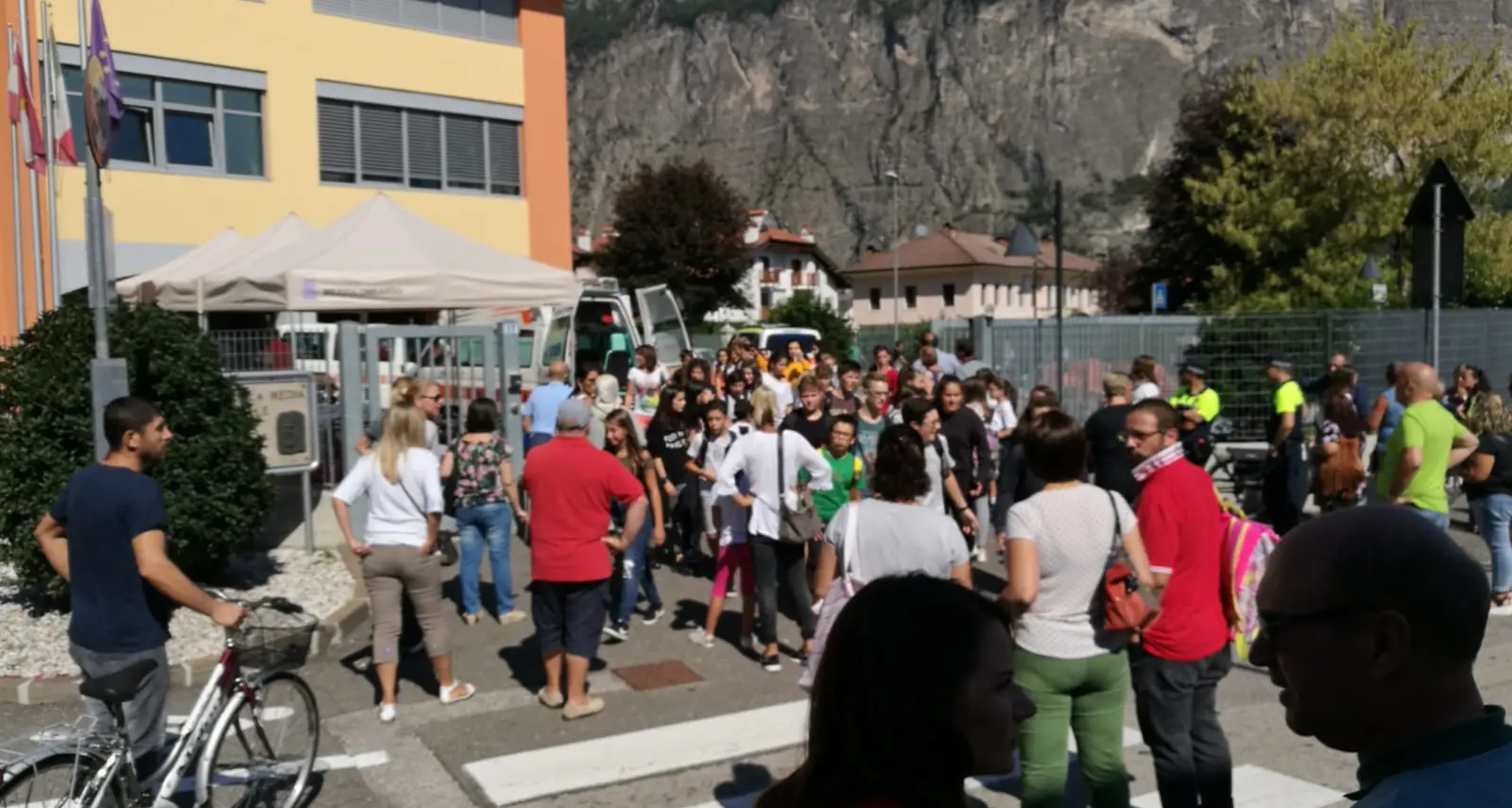 Spray urticante a scuola. Il preside: niente sospensione per i responsabili