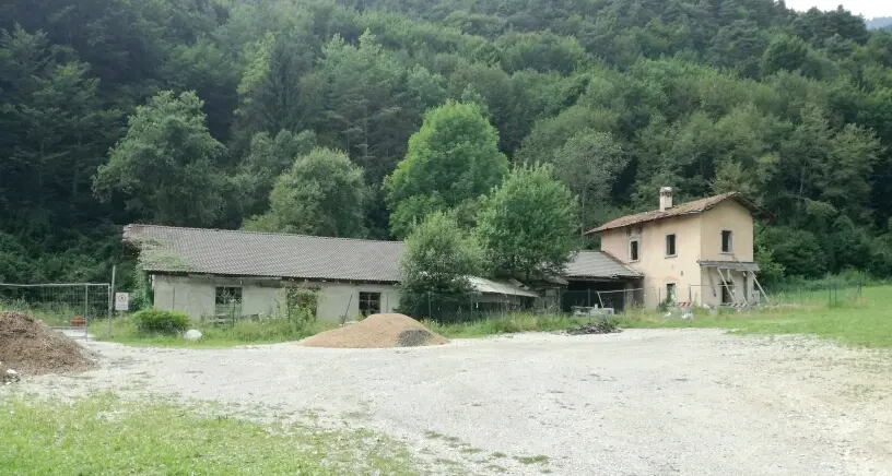 Lenzumo, l'ex segheria diventerà un albergo