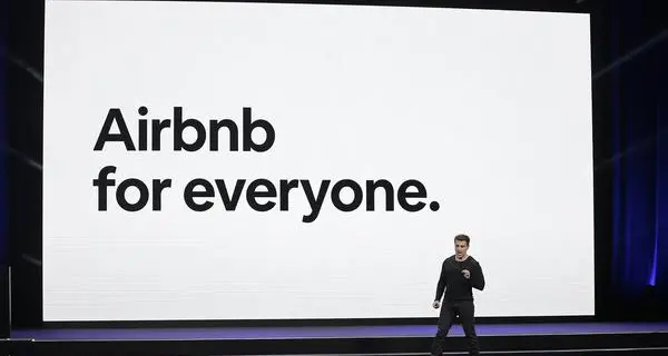 Airbnb compie 10 anni, da un materasso in casa al lusso