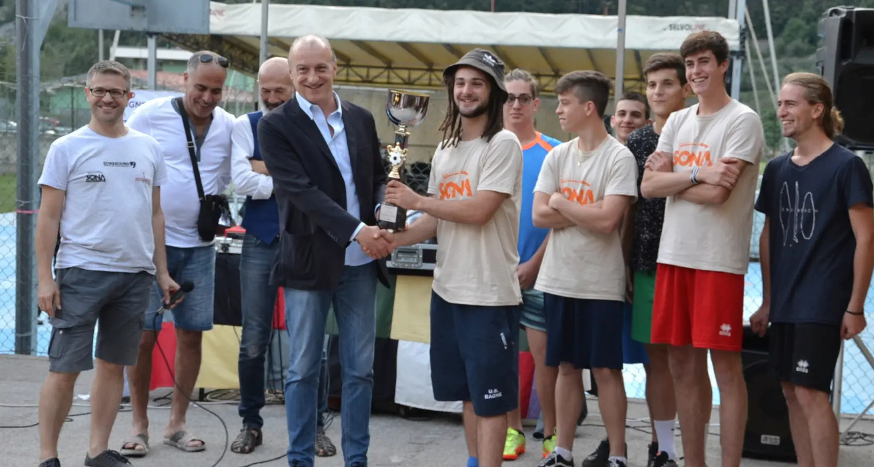 Homeland, festa oltre le barriere