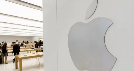 Apple lavora su occhiali a realtà aumentata