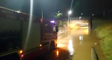 Temporale allaga sottopasso Un uomo muore annegato