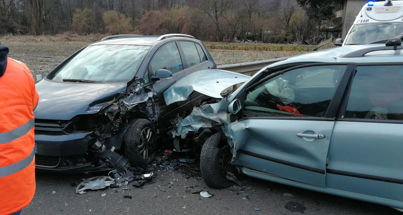 Scontro sulla Valsugana Tre persone ferite
