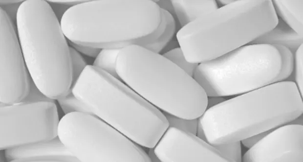 Calano sperimentazioni farmaci, -40% in 10 anni