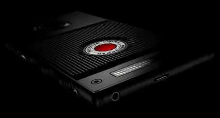 Smartphone olografico, è realtà Il cellulare con schermo per 3D