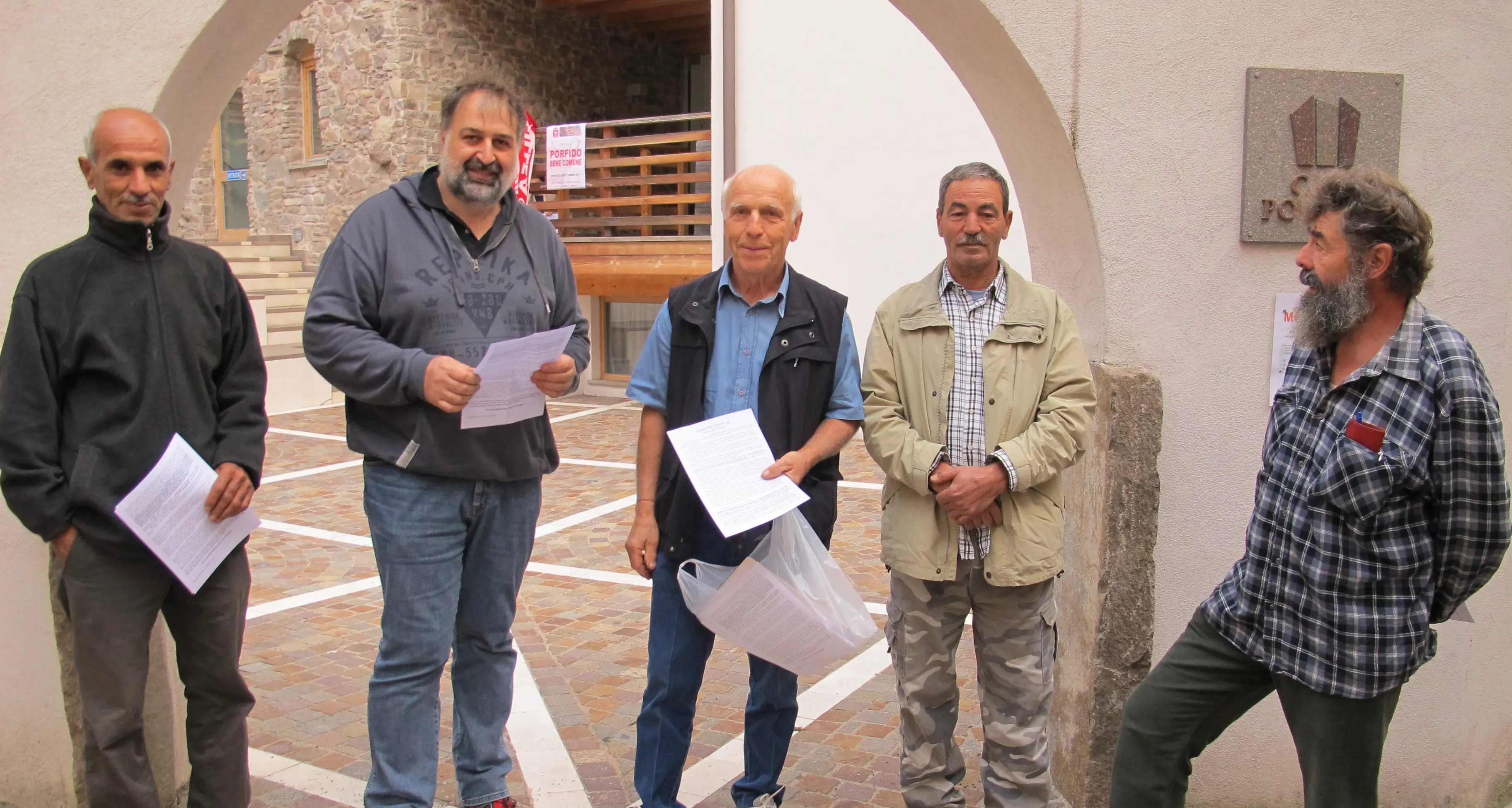 \"Il Comune di Lona Lases si costituisca parte civile\"
