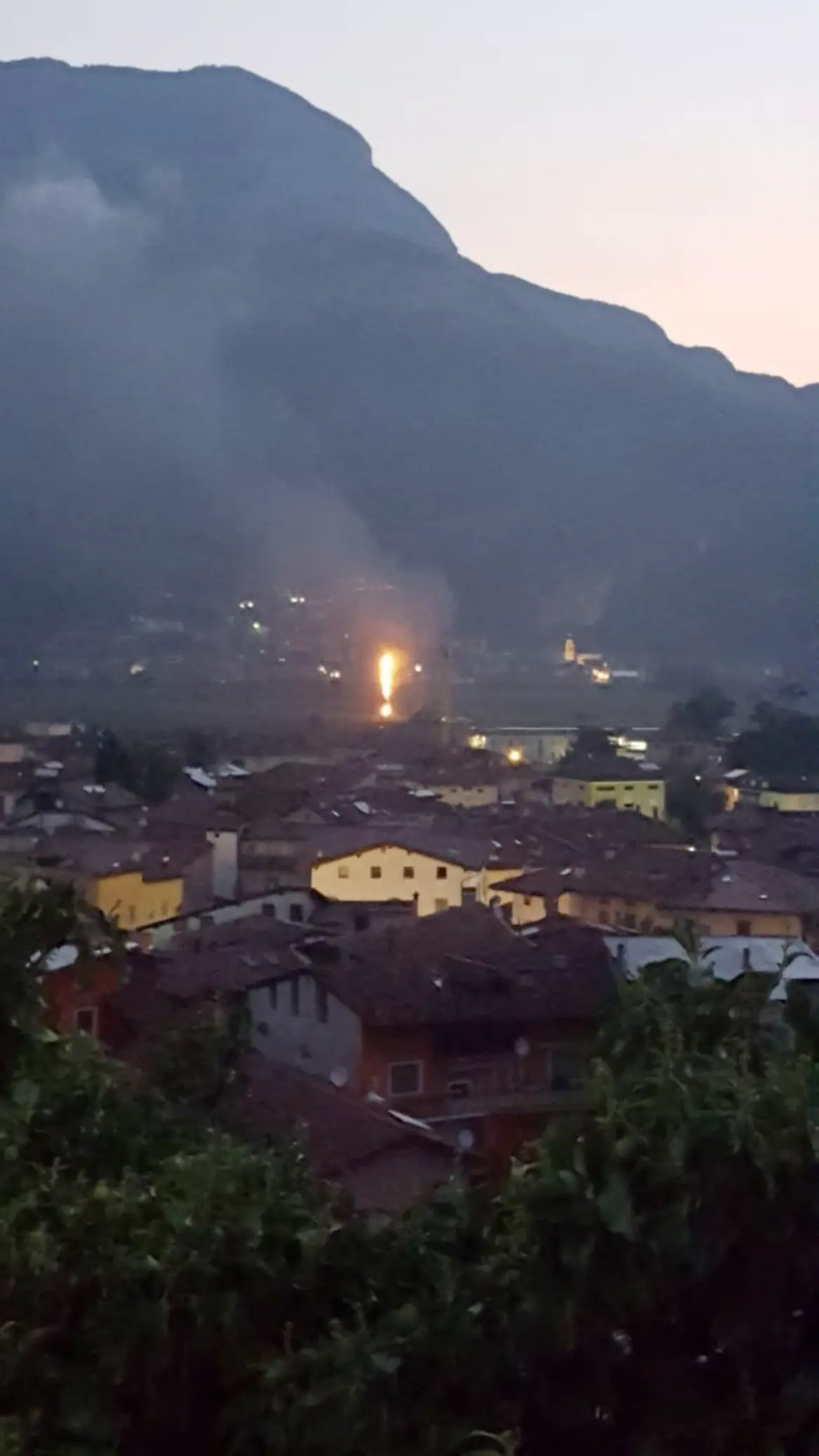 Incendio al ripetitore Wind di Volano
