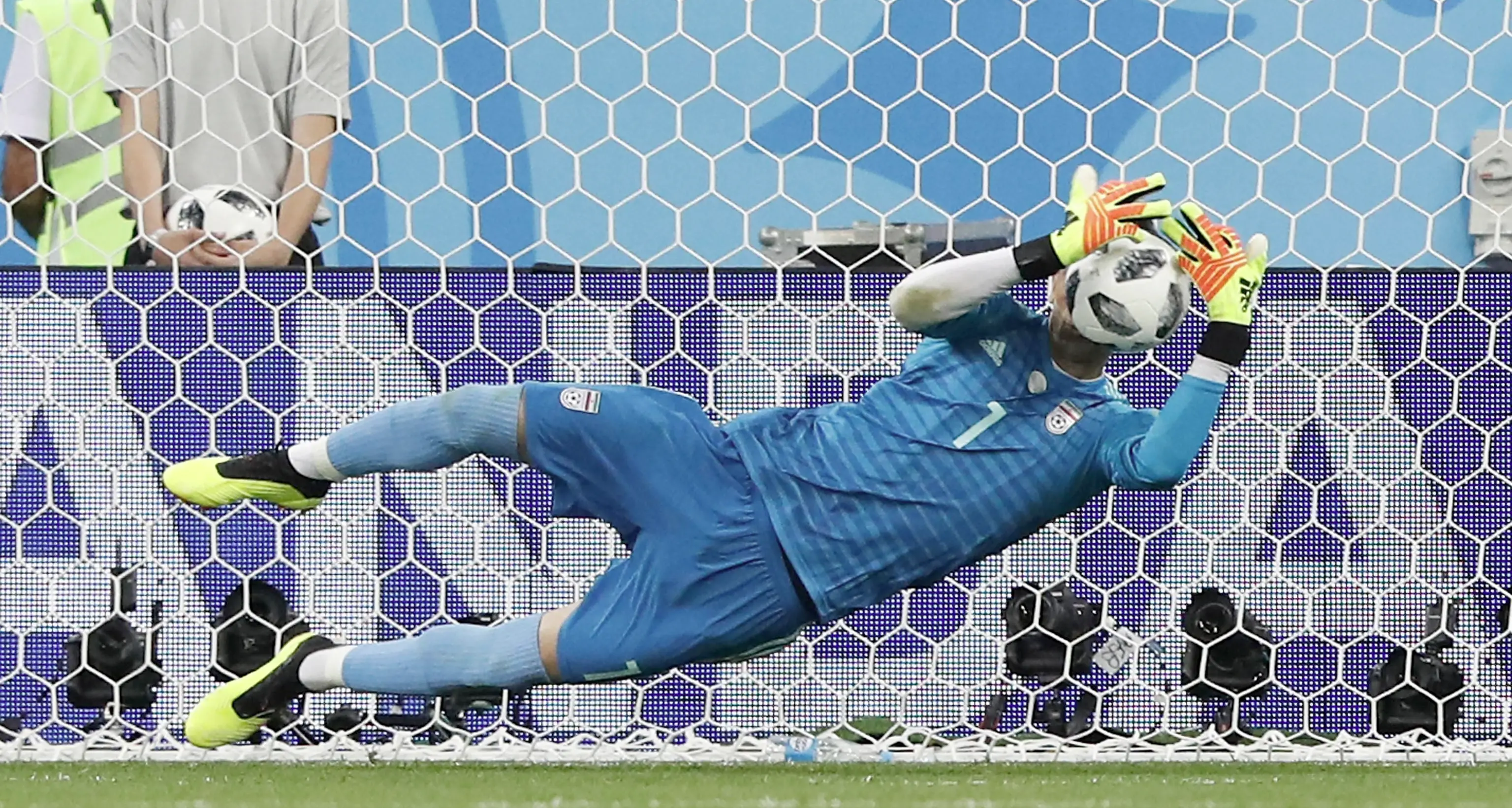 Mondiali, Iran e Portogallo 1-1 La trivela salva i lusitani