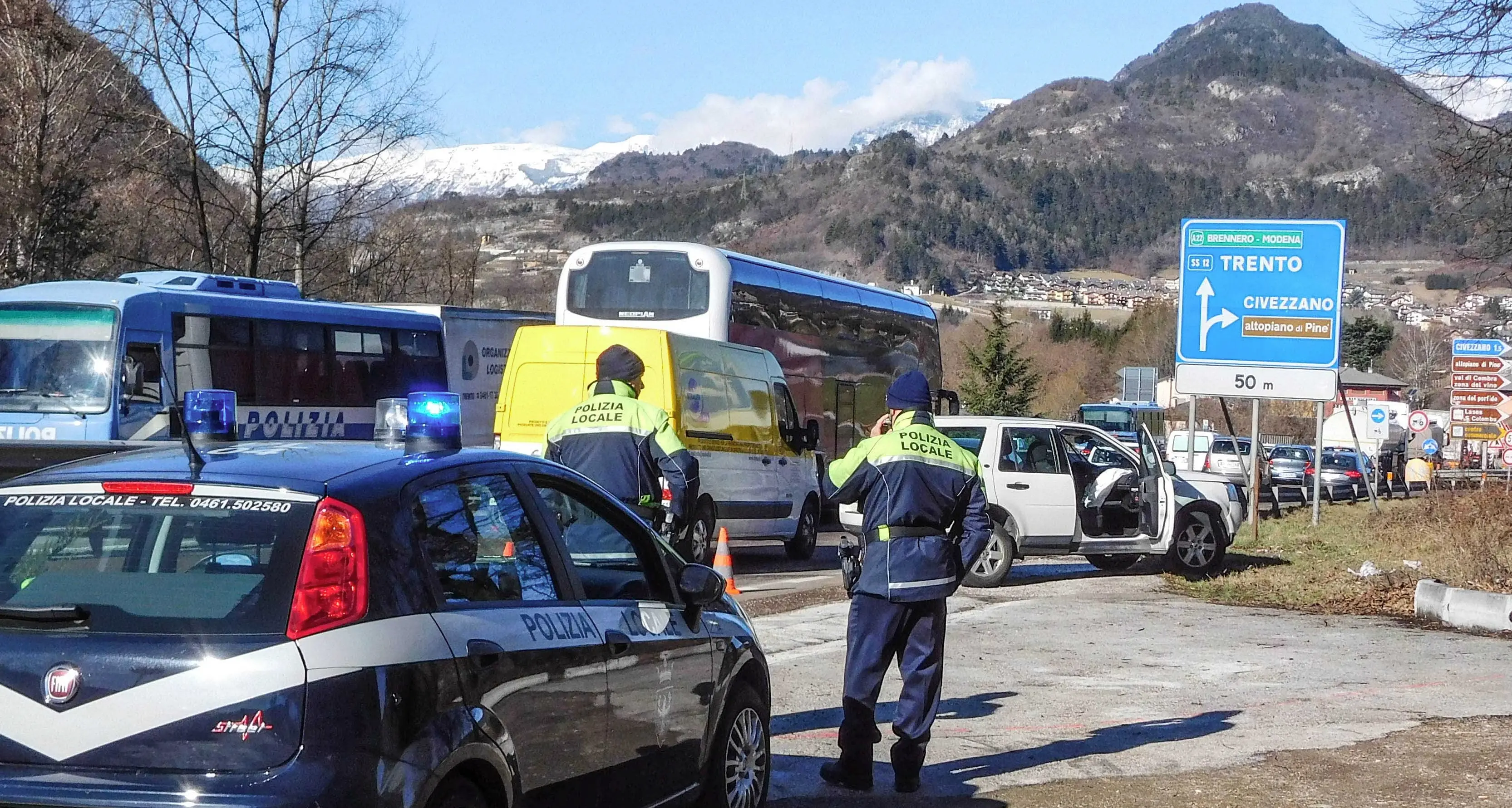 Traffico e prevenzione, controlli sulla statale della Valsugana