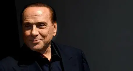Berlusconi in clinica a Montecarlo Ricoverato per esami al cuore