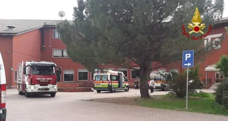 Spray urticante a scuola 500 persone intossicate