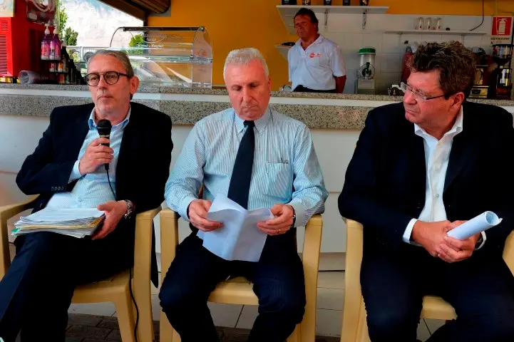 ASIS PISCINA GARDOLO PRESENTAZIONE NUOVA STAGIONE ESTIVA / in foto da sx ROBERTO DECARLI, TIZIANO UEZ, LUCIANO TRAVAGLIA direttore e ANTONIO DIVAN presidente FOTO DI ALESSIO COSER
