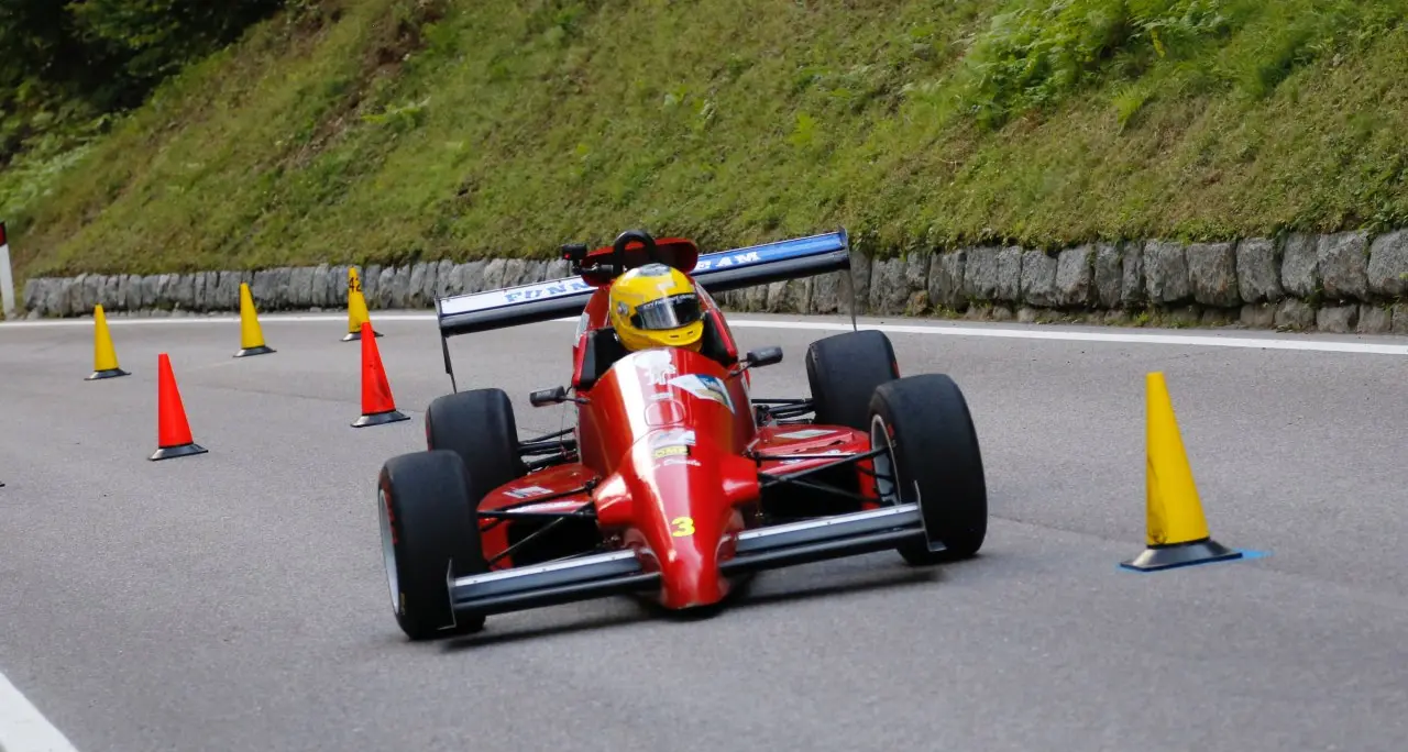 Slalom Val di Sole, Zandonà batte Merli e Zanoni