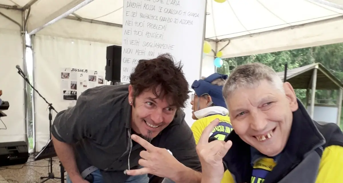Una rock band al «Don Ziglio» per note e canzoni speciali