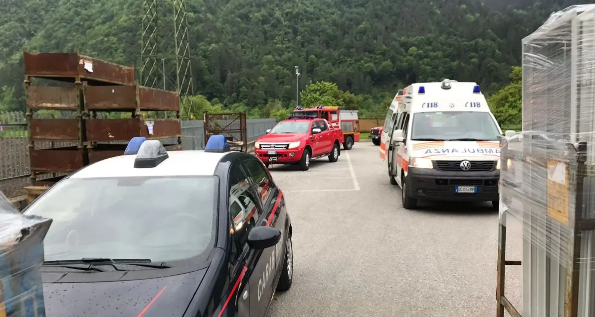 Infortunio sul lavoro a Ragoli Operaio colpito da un palo