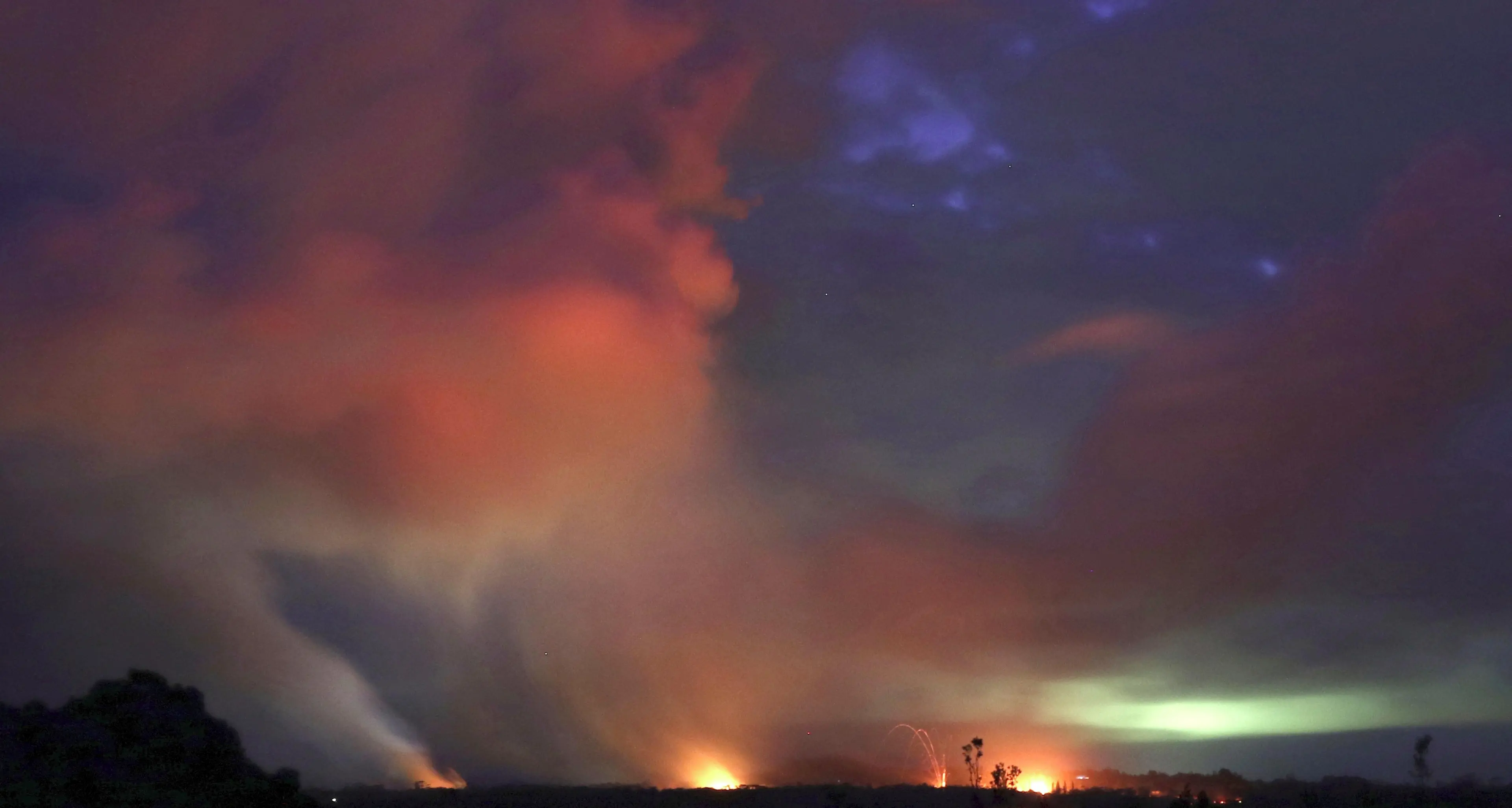 Paura alle Hawaii, esploso il vulcano Kilauea