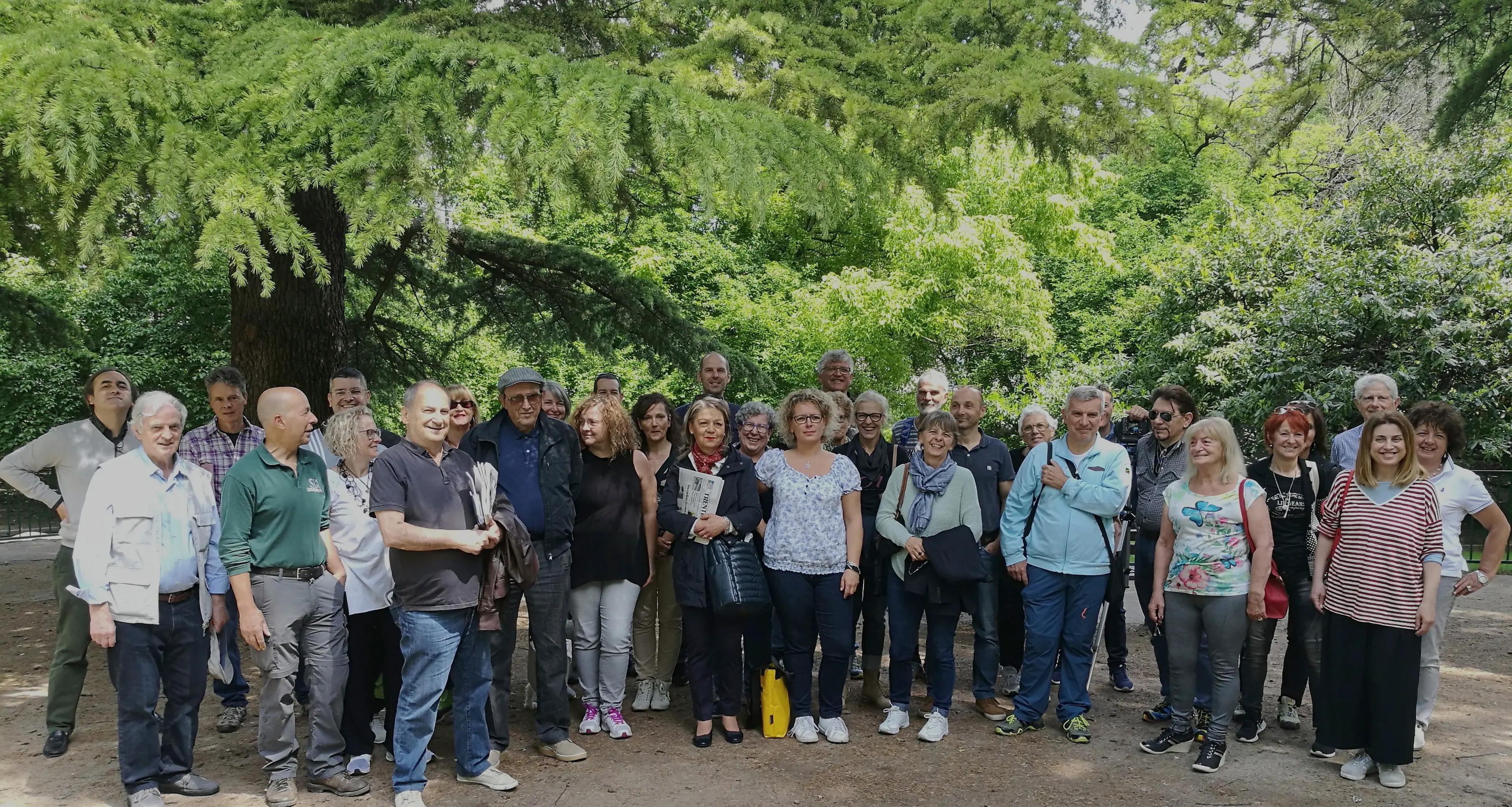 Cittadini-ambientalisti contro il taglio degli alberi Il Parco alla Pista ora a rischio occupazione