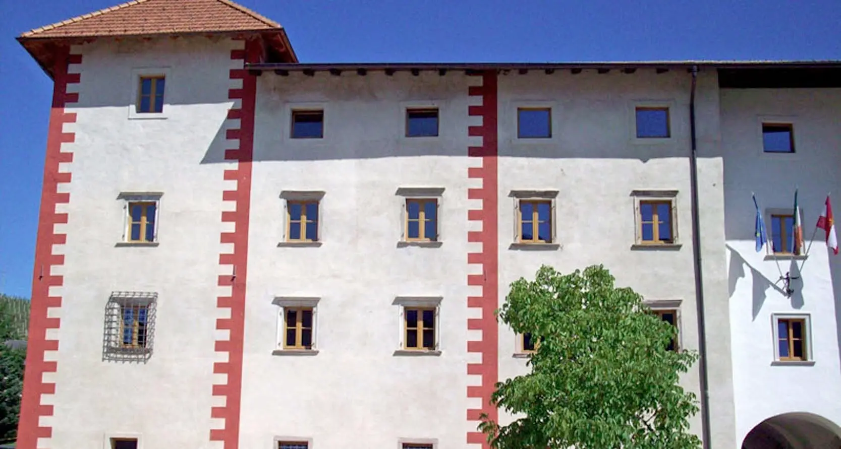 Preghena, sull'edificio pericolante ora si muove il Comune di Livo
