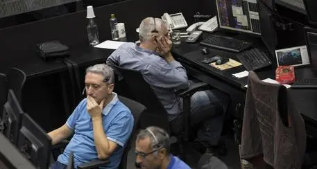 Lo spread sale a 290 punti base