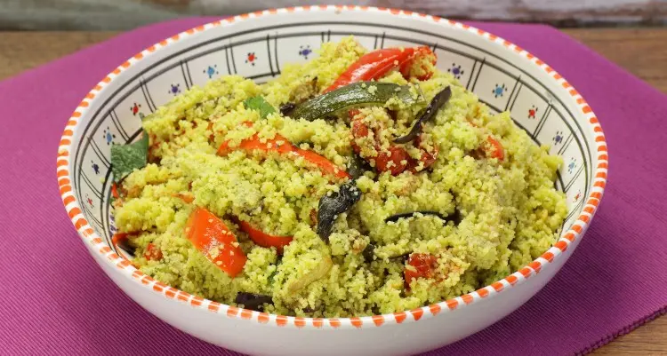 Niente maiale ma cous cous, polemiche per il nuovo menù scolastico