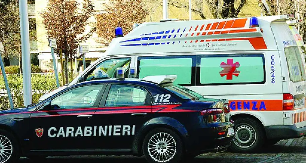 Lite tra ex: «Lei mi ha ferito con un coltello e io l'ho minacciata con il fucile»
