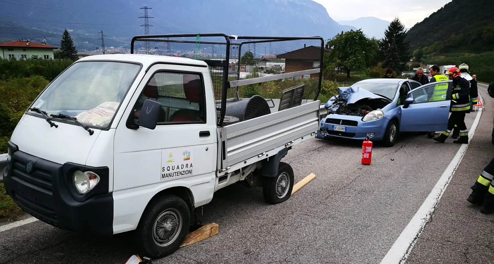 Incidente lungo la Sp 90: tre feriti in uno scontro tra veicoli