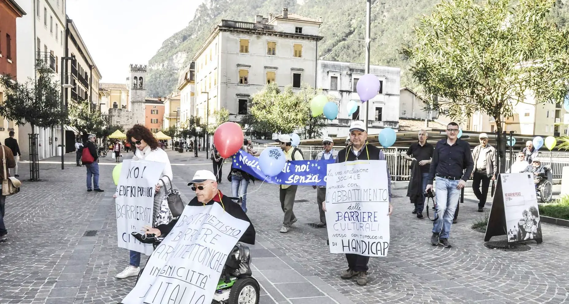 Bolognano, Massone e S.Martino Fermate inaccessibili ai disabili