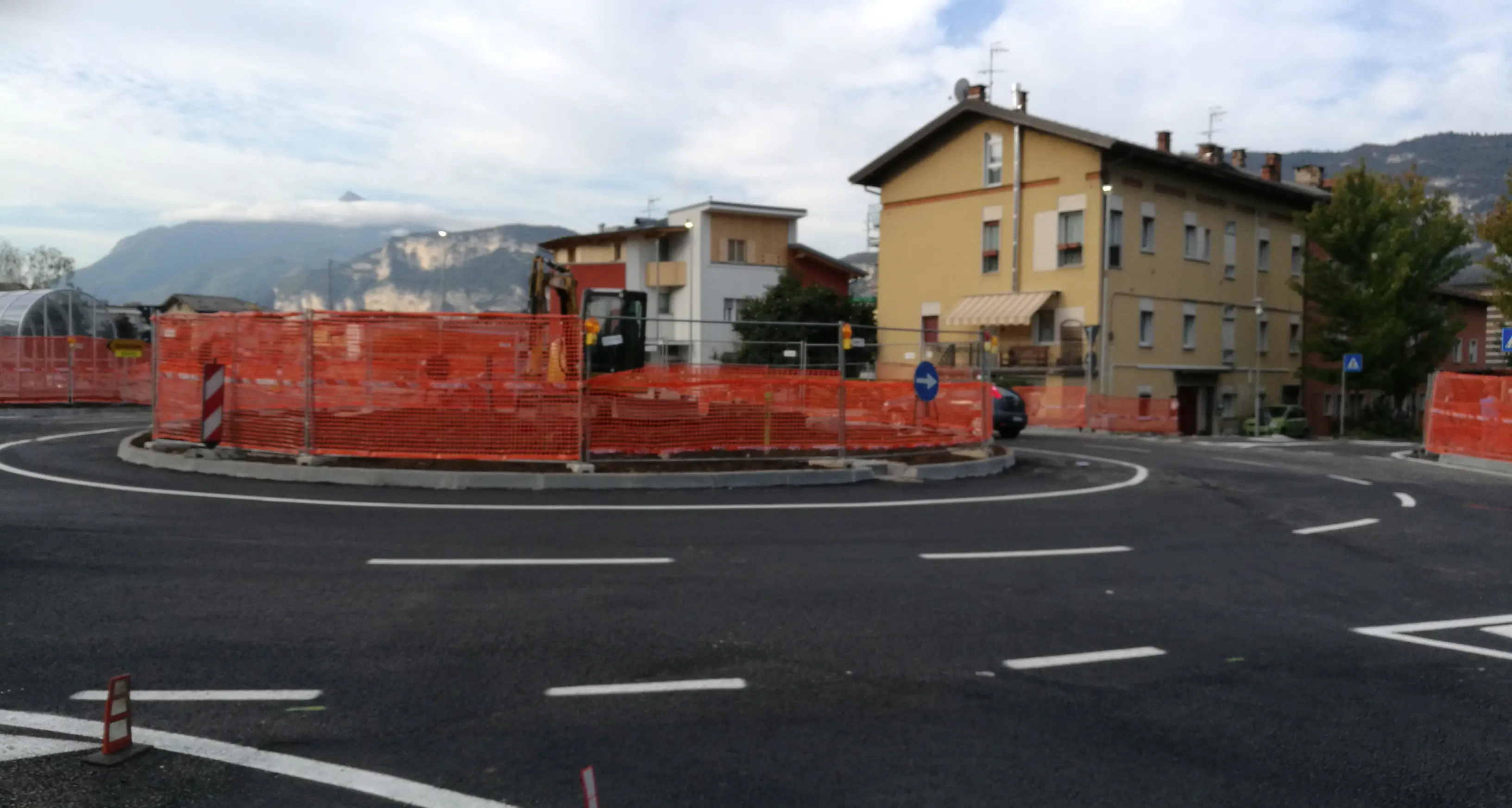 Lavis, paese ricucito dalla rotatoria e senza più le code del semaforo