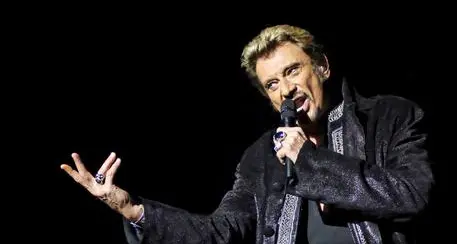 Vendite record per cd postumo Hallyday
