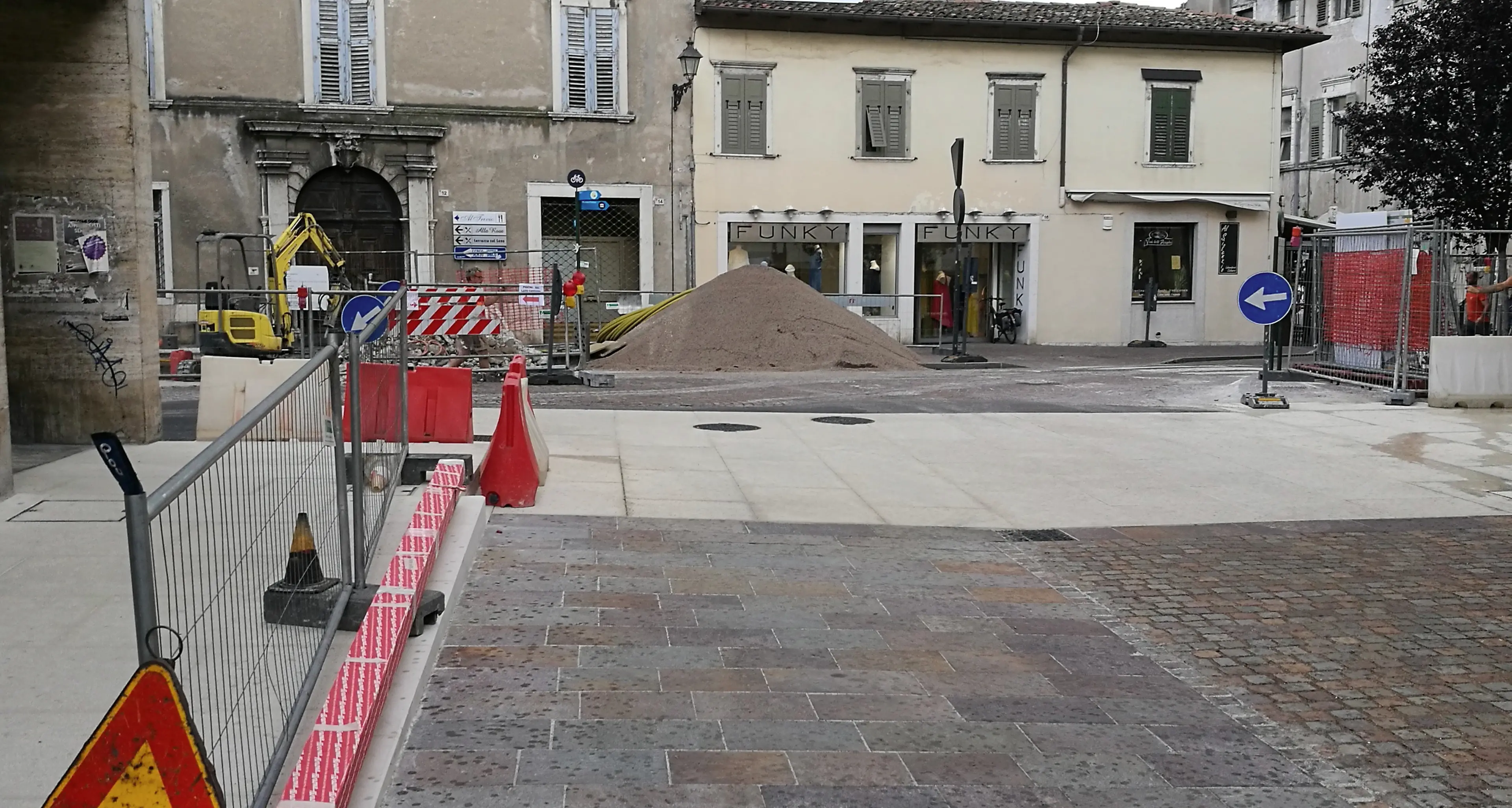 Lavori in centro a Rovereto, c'è la Corte dei Conti