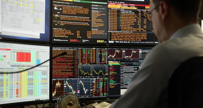 Borse in rialzo, lo spread sotto quota 300