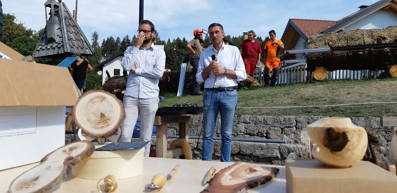ROVERETO LAVARONE - IL TAGLIO DELL'AVEZ DEL PRINZEP A LAVARONE