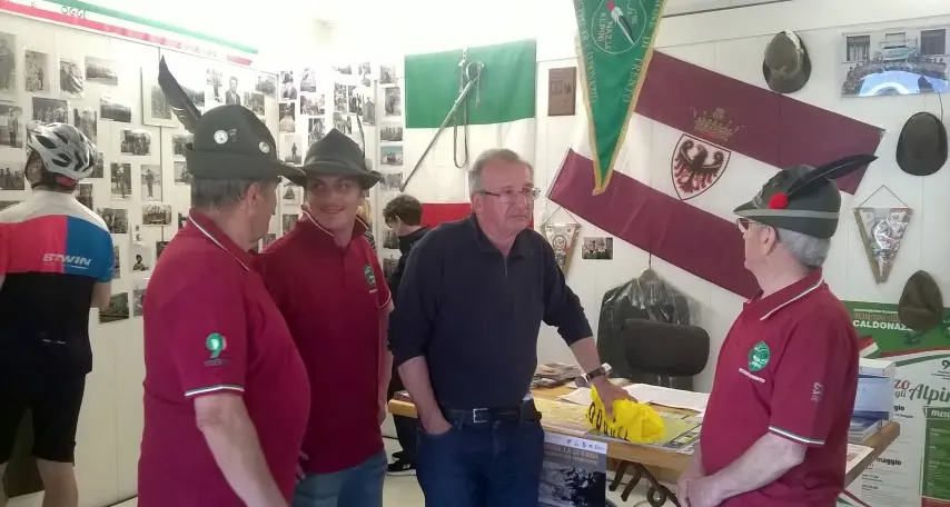 Nella notte sparisce l'incasso della festa degli alpini
