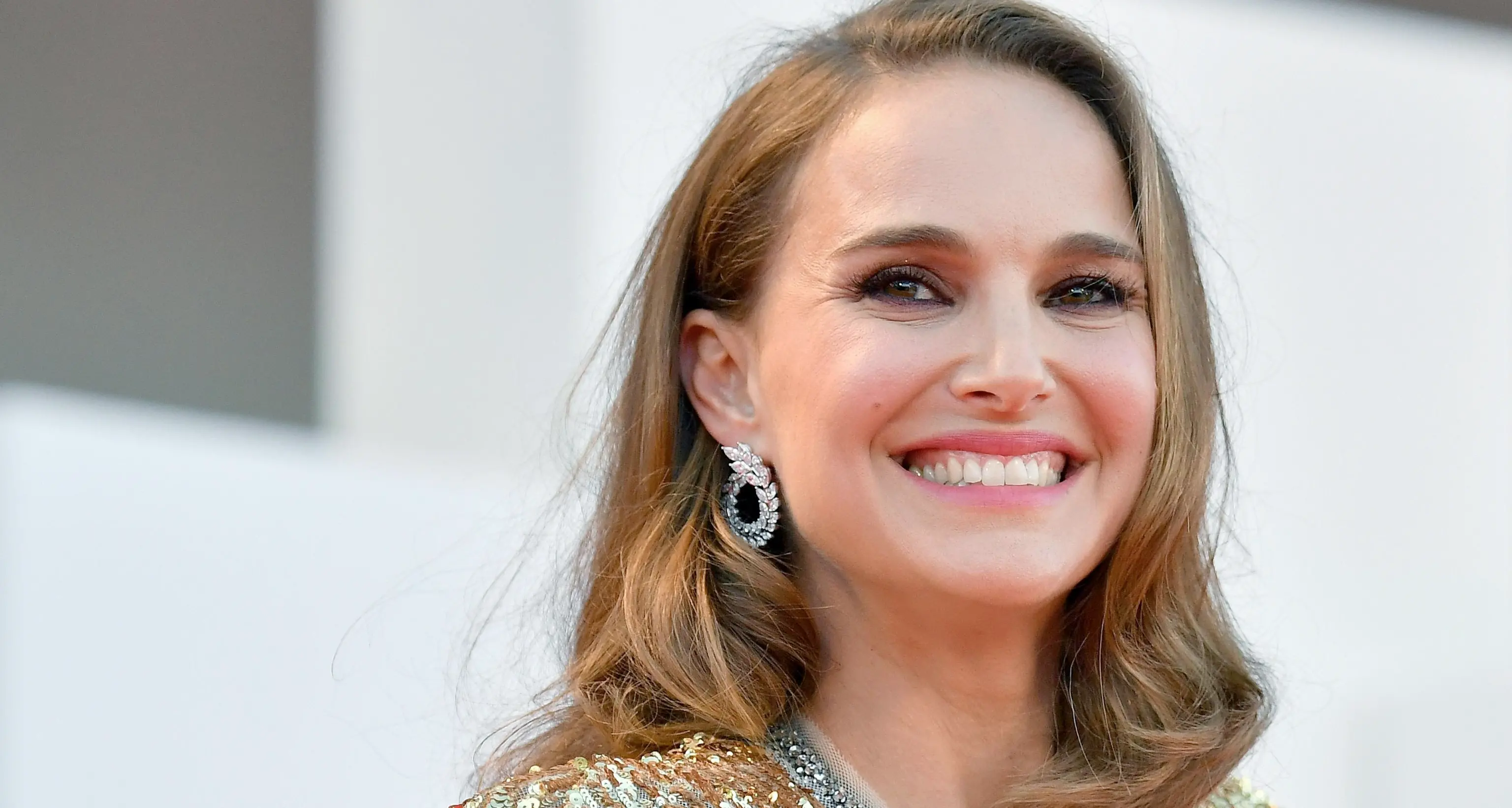Natalie Portman è una diva del pop