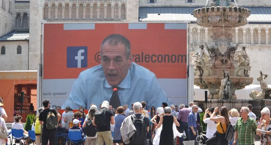 Cottarelli star del Festival Tasse, governo, tagli...