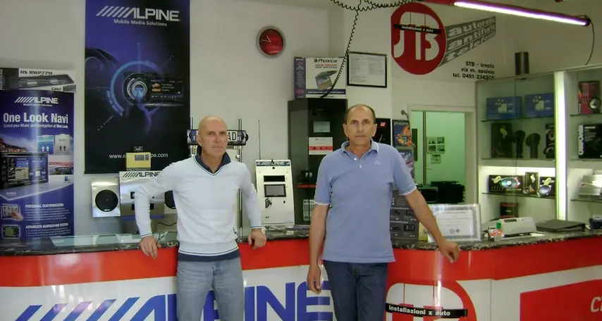 Autoradio e antifurto: la S.T.B. chiude dopo 40 anni di lavoro
