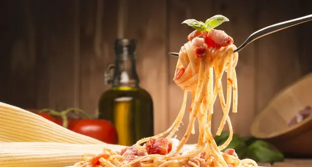 Quest'estate spesi a tavola 17 miliardi, è record