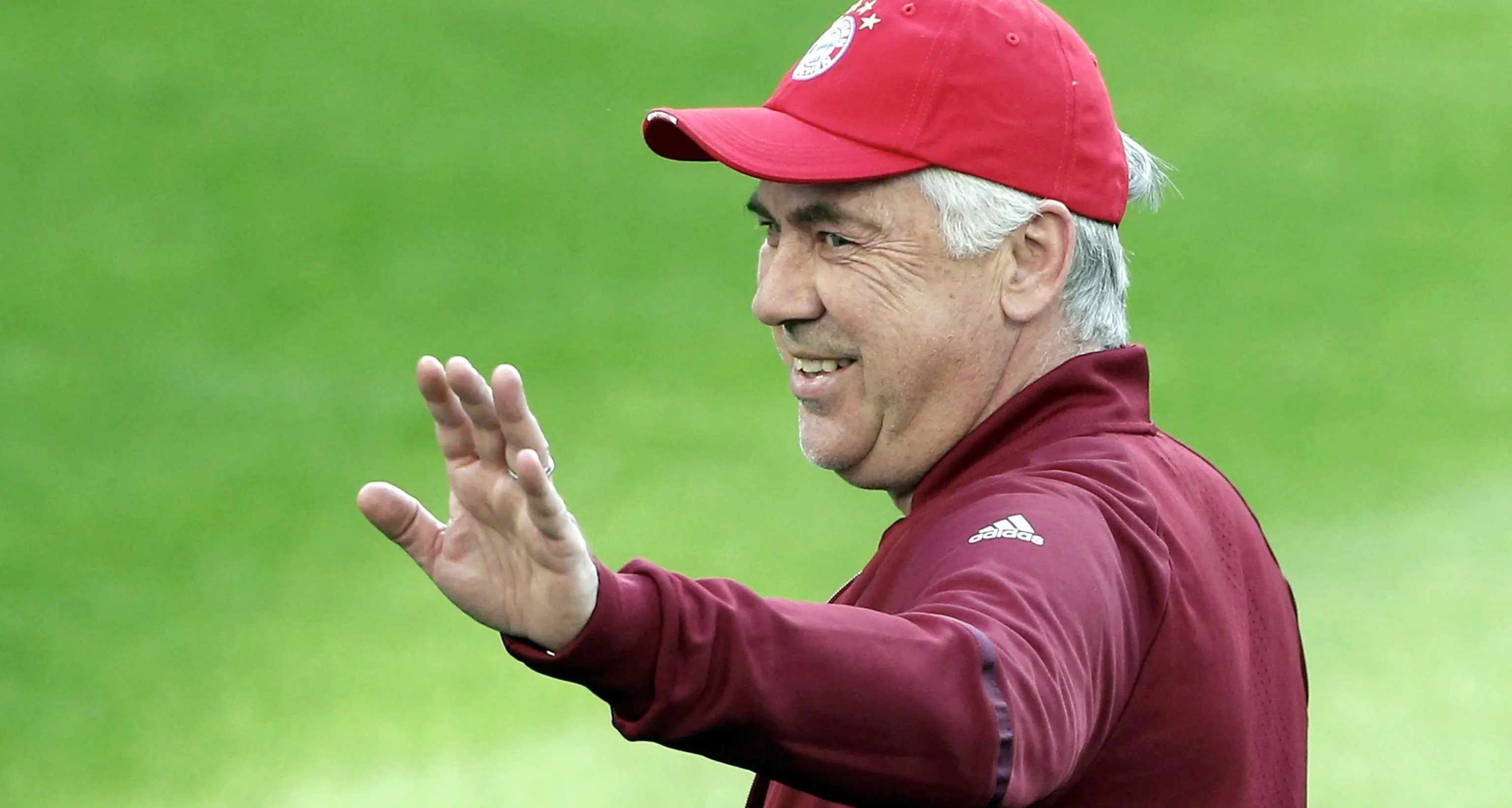 Il Napoli ne prende 5 dal Liverpool e pensa a Ochoa in porta