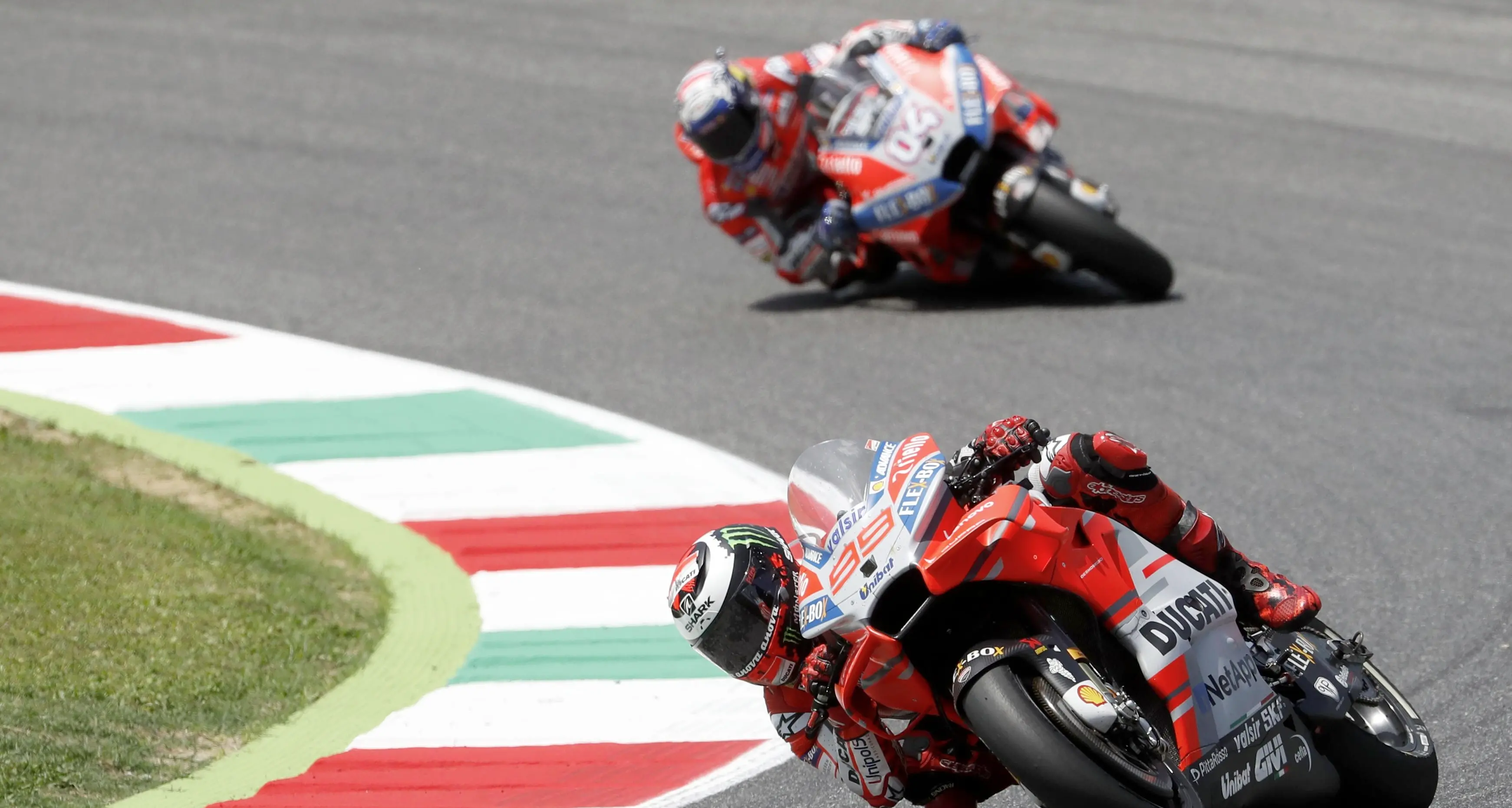 Mugello, trionfo Ducati Vale Rossi è terzo